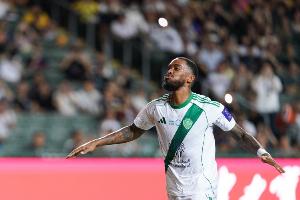 曾因下注被禁赛!太阳报:托尼斥资25万镑举办赌场主题的生日派对 配图