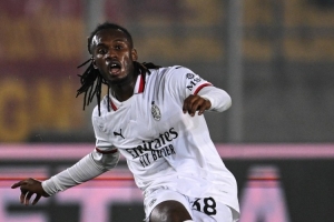 经纪人:邦多结束租借今夏返回米兰,届时将与米兰商讨他的未来 配图