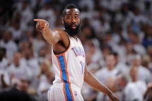 登哥辗转多队初印象：雷霆登无奇 篮网登数据炸裂 骑士登战绩最牛 配图