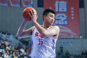 媒体人:广厦男篮补强内线 在自由市场上签回了旧将苏若禹 配图