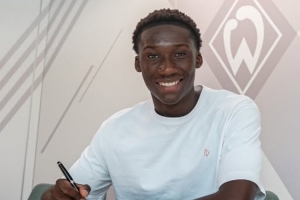 图片报:切尔西有意卡里姆·库利巴利,已经开启相关谈判 配图