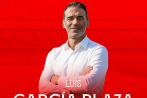 中途再换帅！塞维利亚官方：任命普拉萨为球队新帅，签约至2027年 配图