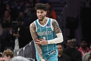 效率炸裂!拉梅洛最近4场场均26.4分钟 得24.8分7.5助5.3板2.3断 配图