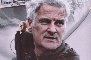 前助教谈库拉索新主帅吕滕：前主帅干得很好 对新帅吕滕不熟悉 配图