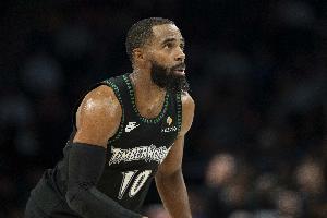 芬奇谈把康利移出轮换：最难做的决定之一 这简直天理难容 配图