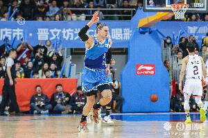 鲁媒:斯蒂尔应会在本周五和山东队在山西客场会合 然后随队训练 配图