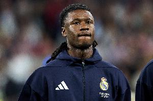 也是假的？记者：皇马检查错卡马文加脚踝是不实传闻 配图