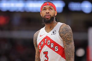 英格拉姆18投8中拿到18分6板4助 全场零罚球&正负值-15 配图