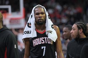 KD谈关键时刻执行力不佳：就是投不进球 主打内线容易被对手针对 配图