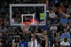 得罪了方丈~文班点飞防守直杀内线 抡臂隔扣GG·杰克逊当场报仇 配图