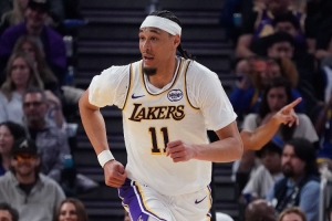 海斯：我长大的地方离这里1.5小时车程 能在父母面前比赛很兴奋 配图