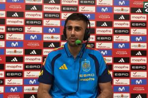 罗德里:非常钦佩维尼修斯,他们想我们对立,决定金球的是其他人 配图