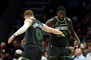 迪文岑佐:最后3分25秒像一个世纪 信任兰德尔的决策很奏效 配图