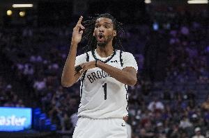 是真想赢！扎伊尔·威廉姆斯送6抢断 另有19分1篮板2助攻入账 配图