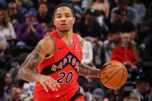 慢慢来吧！富尔茨替补9分钟1中0未得分 送出2次助攻 配图