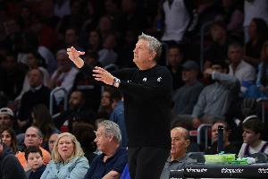 芬奇：让康利重回首发是因更需要一个控球手和组织者 配图