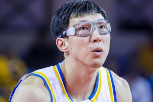 状态不佳但好在赢了！周琦7罚1中&运动战3中1 仅得3分9板1帽 配图