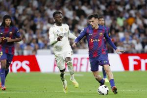 西甲联赛仅剩两个月收官,多重悬念等待揭晓 配图