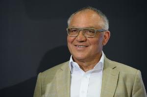 马加特：诺伊尔在门将位置与梅西C罗同级别，巅峰期如今能卖1.5亿 配图