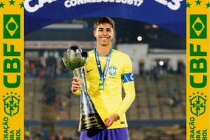 官方：巴西队补招赫罗纳20岁中卫维托尔·雷斯 配图