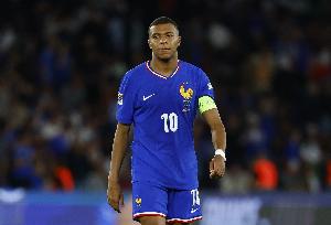 姆巴佩:这是一次了解我们自身水平的机会,只要出场我总是很开心 配图