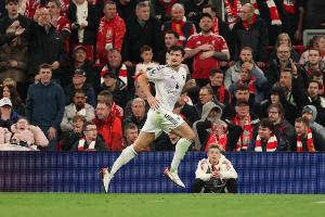 记者:马奎尔留队已达原则性协议,同时曼联会寻找新的年轻中卫 配图