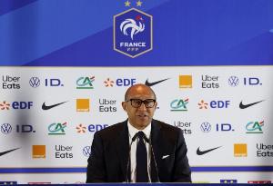 法足协主席:出于对德尚的尊重,世界杯结束前不再谈论法国新帅 配图