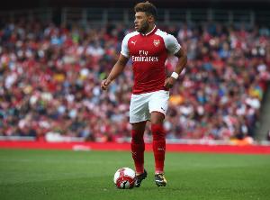 张伯伦：当初不想离开阿森纳，但一直踢不上中场没办法只能走 配图