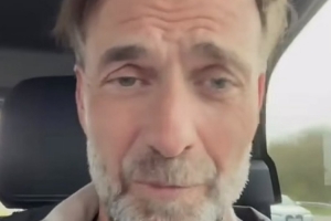 克洛普已返回利物浦，将参加本周末利物浦vs多特传奇赛 配图