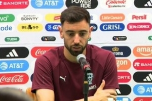 B费：希望将曼联的好状态带到葡萄牙 C罗B席不在我的经验比较丰富 配图