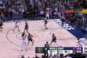生涯第195次!约基奇助攻卡约三分追平 同时达成33+15+10三双 配图
