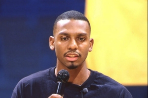 皮尔斯：乔丹说得太对了 GOAT该分时代 把便士放远古他就是GOAT 配图