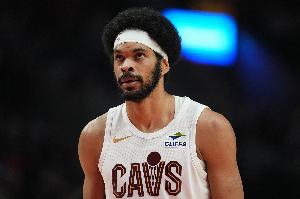 今日回归？队记：今日骑士对阵热火 贾勒特·阿伦大概率出战 配图