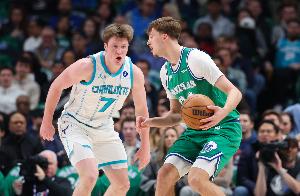 基德谈最佳新秀之争:弗拉格打出了历史性新秀赛季 他是最佳人选 配图