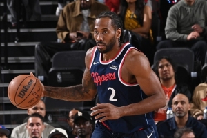 伦纳德谈准绝杀：我就是尽我所能的把那个该死的球投出去 配图