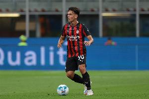 亚沙里:去年塔雷和伊布先后给我电话 无法拒绝米兰这样的豪门 配图