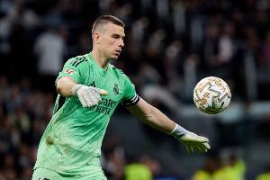 阿斯：卢宁渴望用俱乐部表现重返国家队，他在皇马的未来充满变数 配图