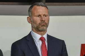 吉格斯：有15年左右很怕弗爵，他直到我三十八九岁才对我温和起来 配图