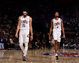 阿特金森：双塔在场时我们防守非常出色 进攻磨合好将很难被阻挡 配图