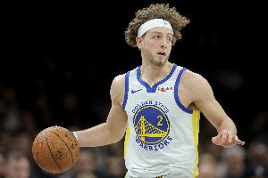 全面发挥!波杰姆斯基已经连续3场砍下至少20+5+5 配图