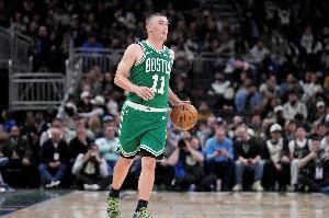 普理查德36分助绿军取胜 马祖拉：他的价值从来不止于得分 配图