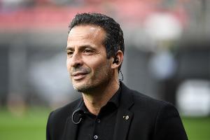 久利：拉波尔塔总是关心球队和球员，他捍卫巴萨对未来有明确目标 配图