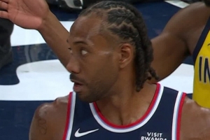 小卡生涯（包括季后赛）第12次在末节或加时赛最后5秒投中制胜球 配图