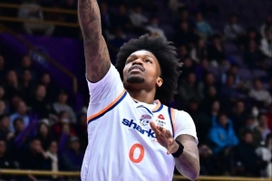 没你赢不了！古德温一头一尾率领球队 18中10&三分8中4砍31分7助 配图