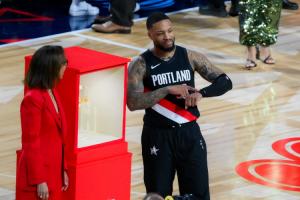 这么夸张？！利拉德晒投篮训练数据：1090投1000中！命中率92%！ 配图