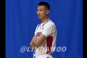 身披15号战袍！淡厚然身着山西球衣拍摄定妆照！ 配图