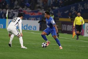 记者：热身赛单外援上海申花1-2不敌南通支云，拉唐破门 配图