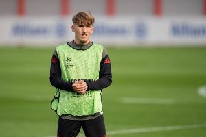 德国U21将迎来关键对决，巴贝尔：不理解球队此时放卡尔去成年队 配图