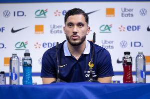 谢尔基：南美球队对抗非常强悍，这或许会给我们敲响世界杯的警钟 配图