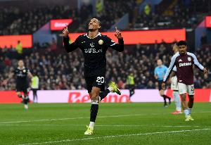 若昂·佩德罗:过去巴西有大小罗,现在也有维尼修斯拉菲尼亚等人 配图